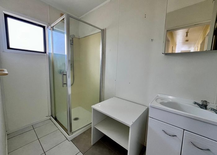  at 25A Swaffield Road, Papatoetoe, Manukau City, Auckland