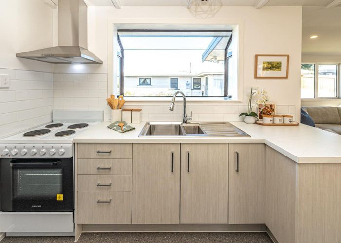  at 4 Kupe Place, Castlecliff, Whanganui