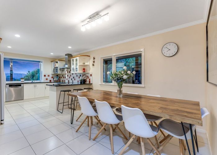  at 13 Sierra Way, Blue Mountains, Upper Hutt, Wellington