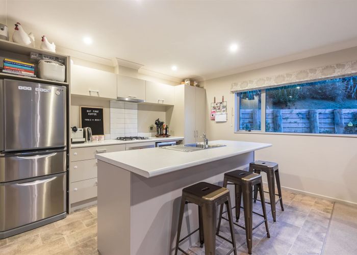  at 14 Moonraker Place, Whitby, Porirua