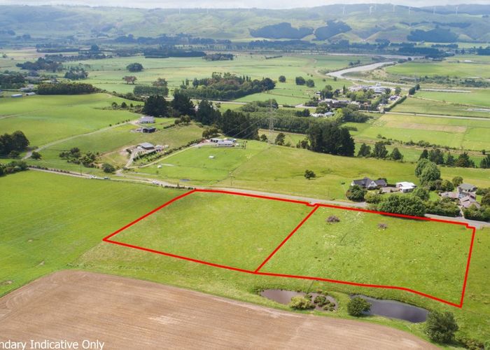  at 211 Hendersons Line, Kelvin Grove, Palmerston North