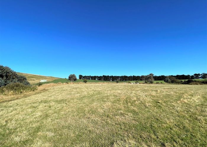  at 276B Jacks Bay Road, Owaka