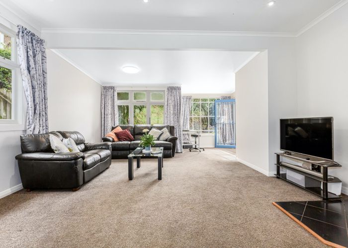  at 1 Gordon Road, Plimmerton, Porirua, Wellington