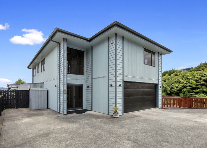  at 73 Percy Kinsman Crescent, Riverstone Terraces, Upper Hutt