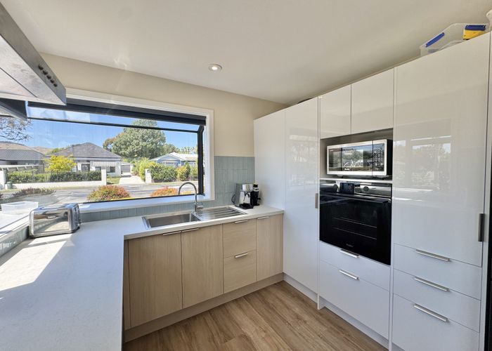  at 39 Tennyson, Beckenham, Christchurch City, Canterbury