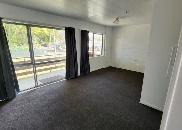  at 2/16 Thames Street, Claudelands, Hamilton, Waikato