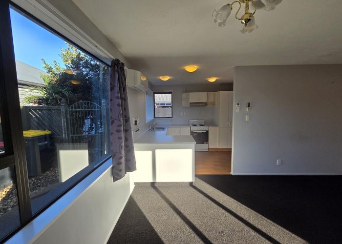  at 12 Farm Lane, Parklands, Christchurch City, Canterbury