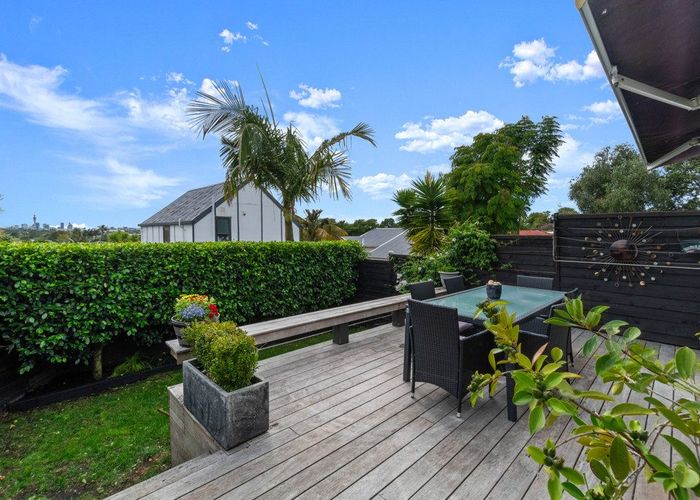  at 3/80 Taumata Road, Sandringham, Auckland