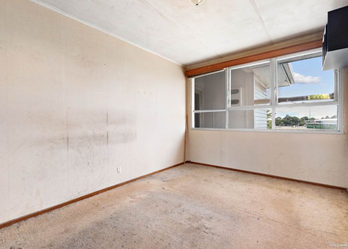  at 27 Boakes Road, Mount Wellington, Auckland