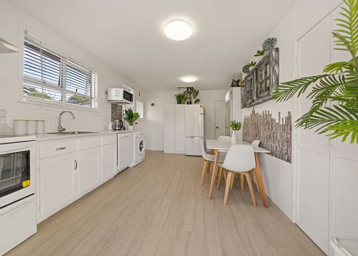  at 9 Morrie Laing Avenue, Mount Roskill, Auckland City, Auckland