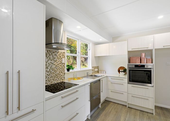  at 73 Delaney Drive, Stokes Valley, Lower Hutt, Wellington