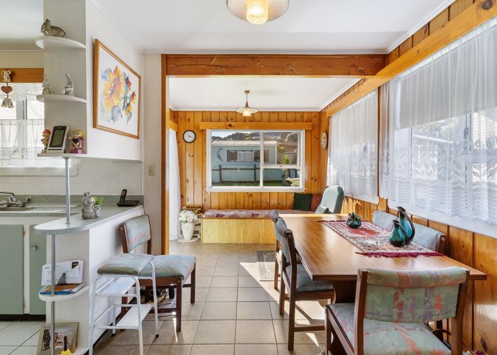  at 109 Wallace Road, Mangere Bridge, Auckland