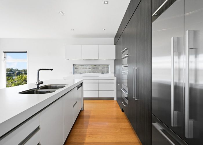  at 18 Minchin Crescent, Saint Andrews, Hamilton, Waikato