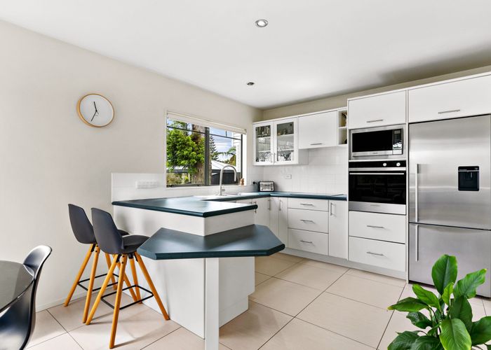 at 14A Stanley Road, Glenfield, Auckland