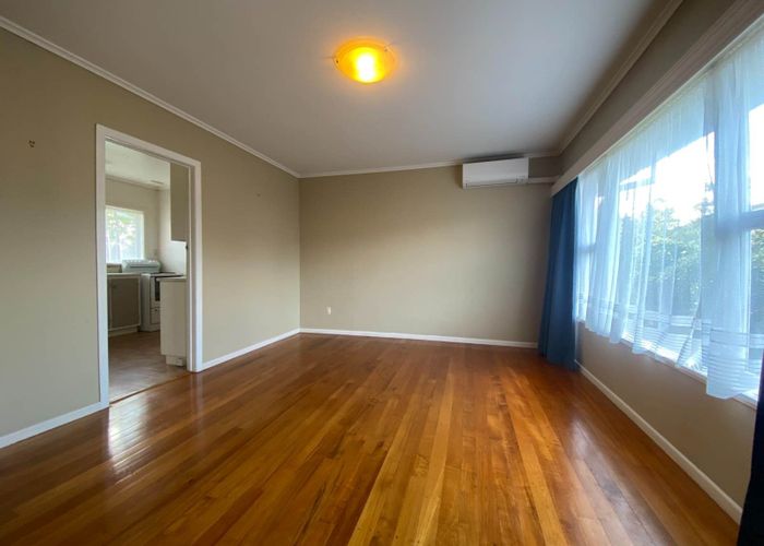  at 3/18 Evelyn Place, Hillcrest, North Shore City, Auckland
