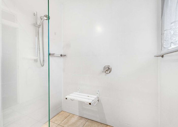  at 10 Gemini place, Kawaha Point, Rotorua, Bay Of Plenty