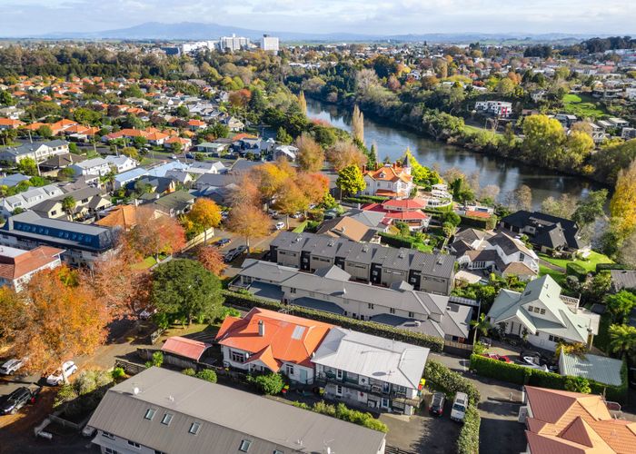  at 15 Wellington Street, Hamilton East, Hamilton, Waikato