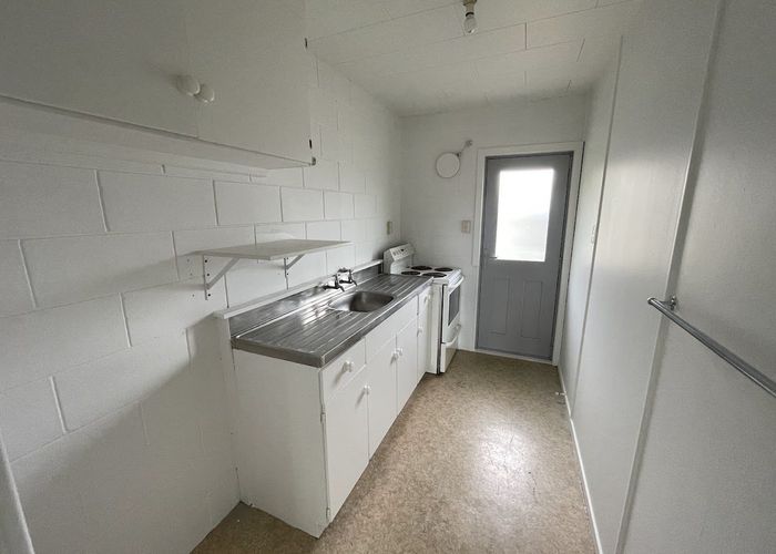  at 4/16 Thames Street, Claudelands, Hamilton, Waikato