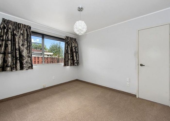  at 6 Leonard Place, Dinsdale, Hamilton, Waikato