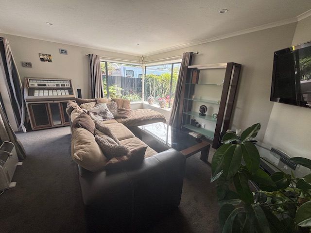  at 17 Showgate Ave, Sockburn, Christchurch City, Canterbury