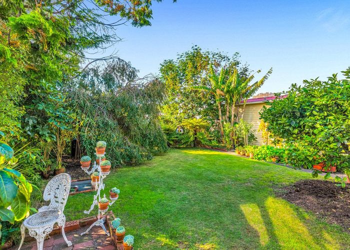 at 52B Tui Road West, Raumati Beach, Kapiti Coast, Wellington