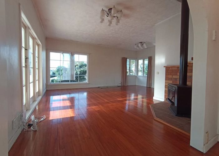  at 613 Mount Albert Road, Royal Oak, Auckland