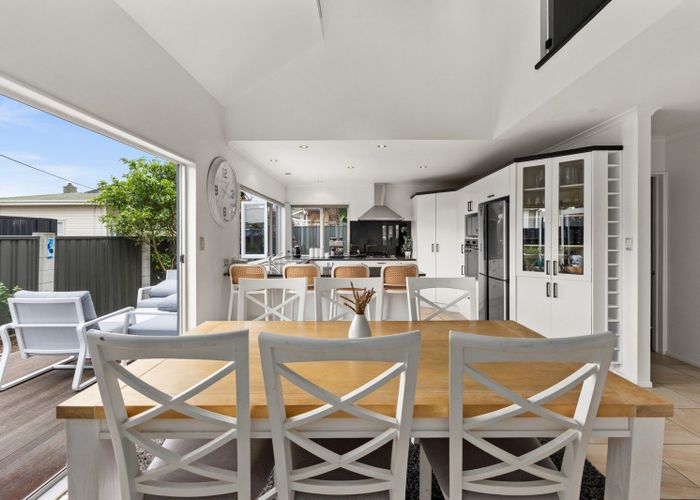  at 9A Avenue Road, Greenmeadows, Napier, Hawke's Bay