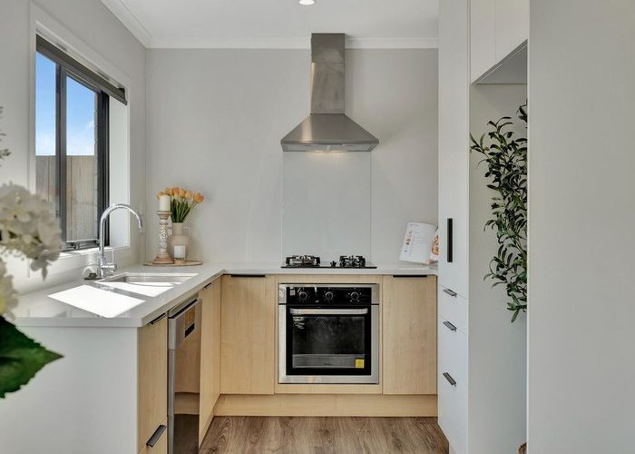  at 1/11 Forster Avenue, Hillcrest, Hamilton