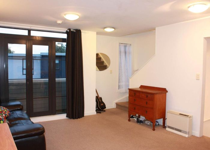  at 42 Saintly Lane, Avondale, Auckland City, Auckland