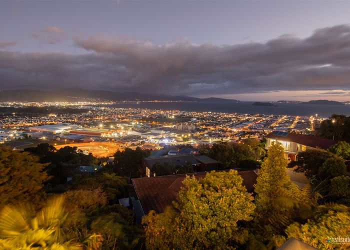  at 96 Dowse Drive, Maungaraki, Lower Hutt