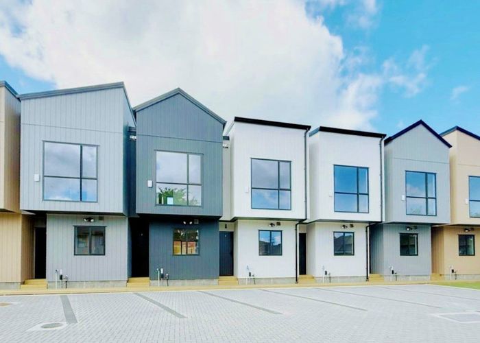  at 5/442 Old Te Atatu Road, Te Atatu Peninsula, Waitakere City, Auckland
