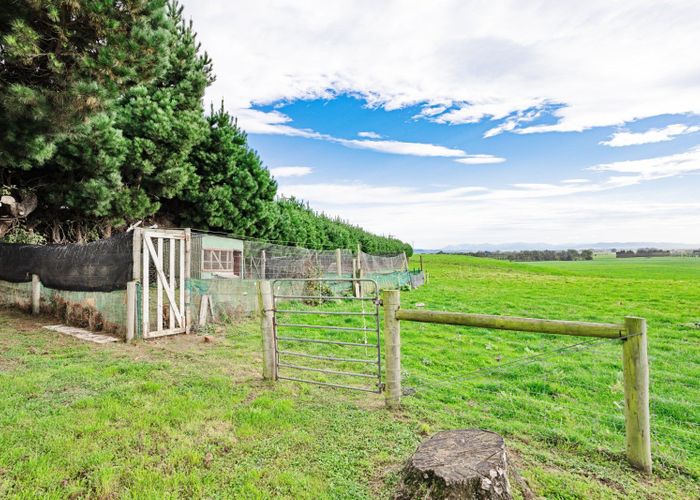  at 372 Lindsay Calcium Road, Isla Bank, Otautau