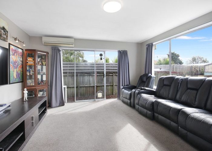  at 2A/565 Ferry Road, Woolston, Christchurch City, Canterbury