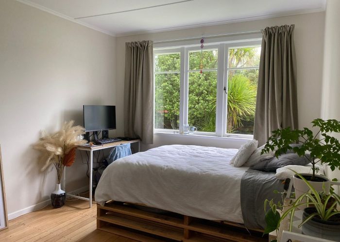  at 37 Harrington Road, Henderson, Auckland