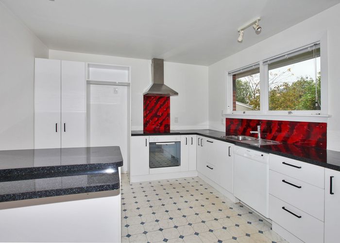  at 2/9 Erica Street, Papanui, Christchurch