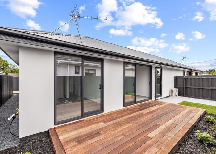  at 2/7 Cossar Street, Burwood, Christchurch City, Canterbury