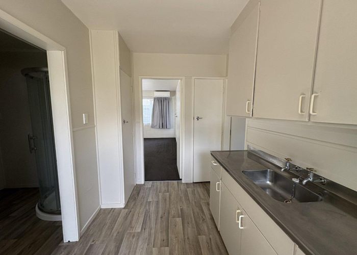  at 4/38 Wellington Street, Hamilton East, Hamilton, Waikato