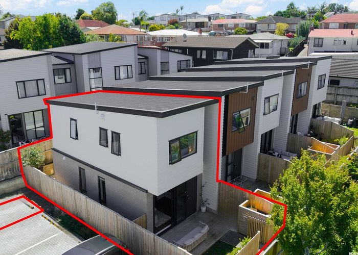  at 3/22 Coniston Avenue, Te Atatu South, Waitakere City, Auckland