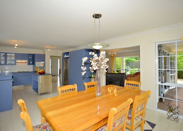  at 4b McLellan Place, Ilam, Christchurch City, Canterbury