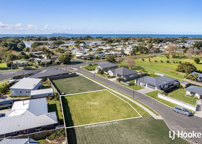  at 6 Anatere Rise, Katikati