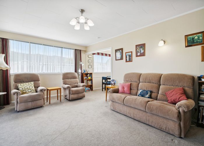  at 15 Riversdale Road, Clouston Park, Upper Hutt