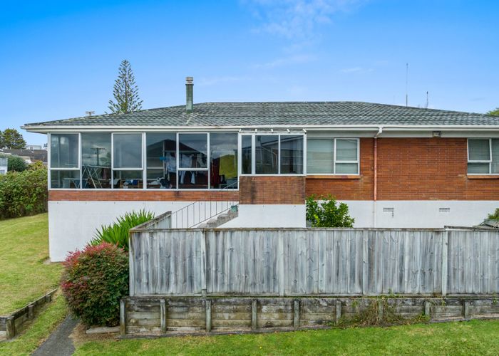  at 3 The Link, Howick, Auckland