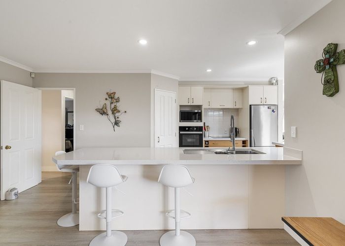  at 6 Downing Place, Welcome Bay, Tauranga, Bay Of Plenty