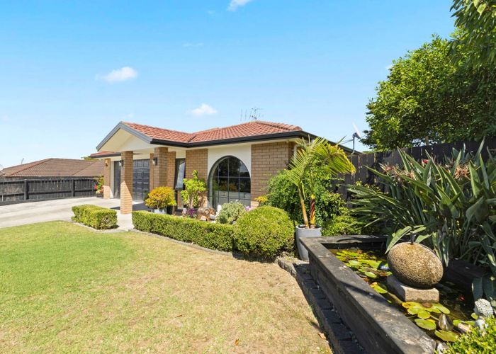  at 86 Etherton Drive, Weymouth, Auckland