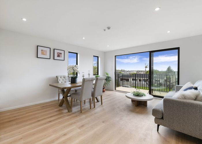  at 6/8 Baird Street, Howick, Manukau City, Auckland