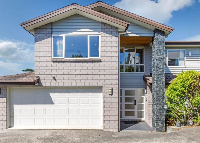  at 27A The Avenue, Albany, Auckland