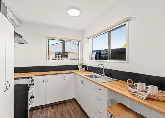  at 4/96 Poulson Street, Addington, Christchurch City, Canterbury