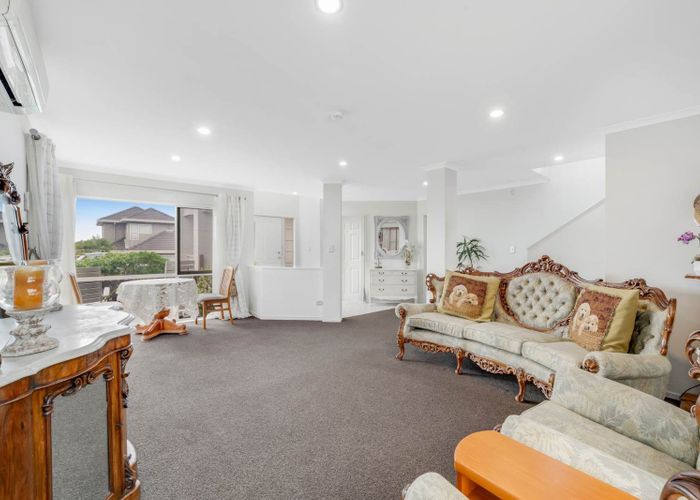  at 5/168 Whitford Road, Somerville, Manukau