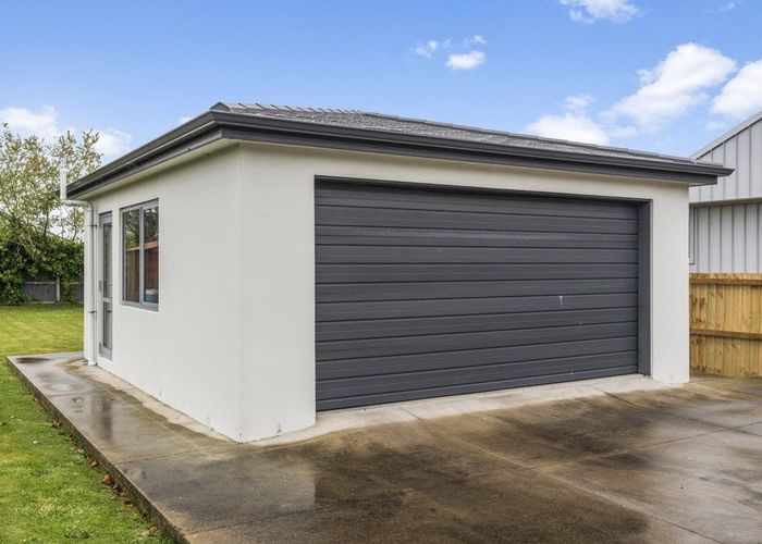  at 160 Travis Road, New Brighton, Christchurch City, Canterbury