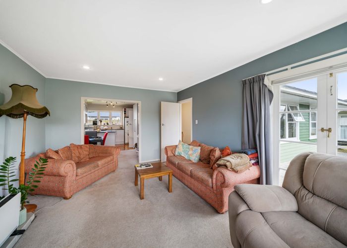  at 12 Maui Pomare Street, Blockhouse Bay, Auckland City, Auckland